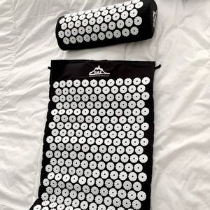 Acupressure mat